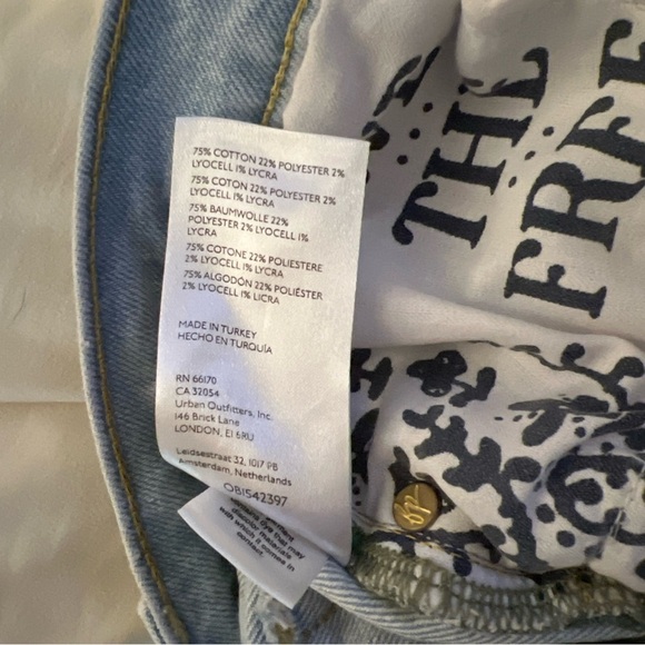 We The Free Light Blue Jeans - Picture 10 of 14